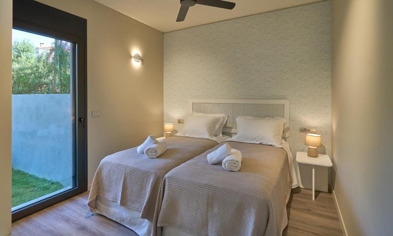 Into The Blue Suites Arkadiko Chorio Екстер'єр фото