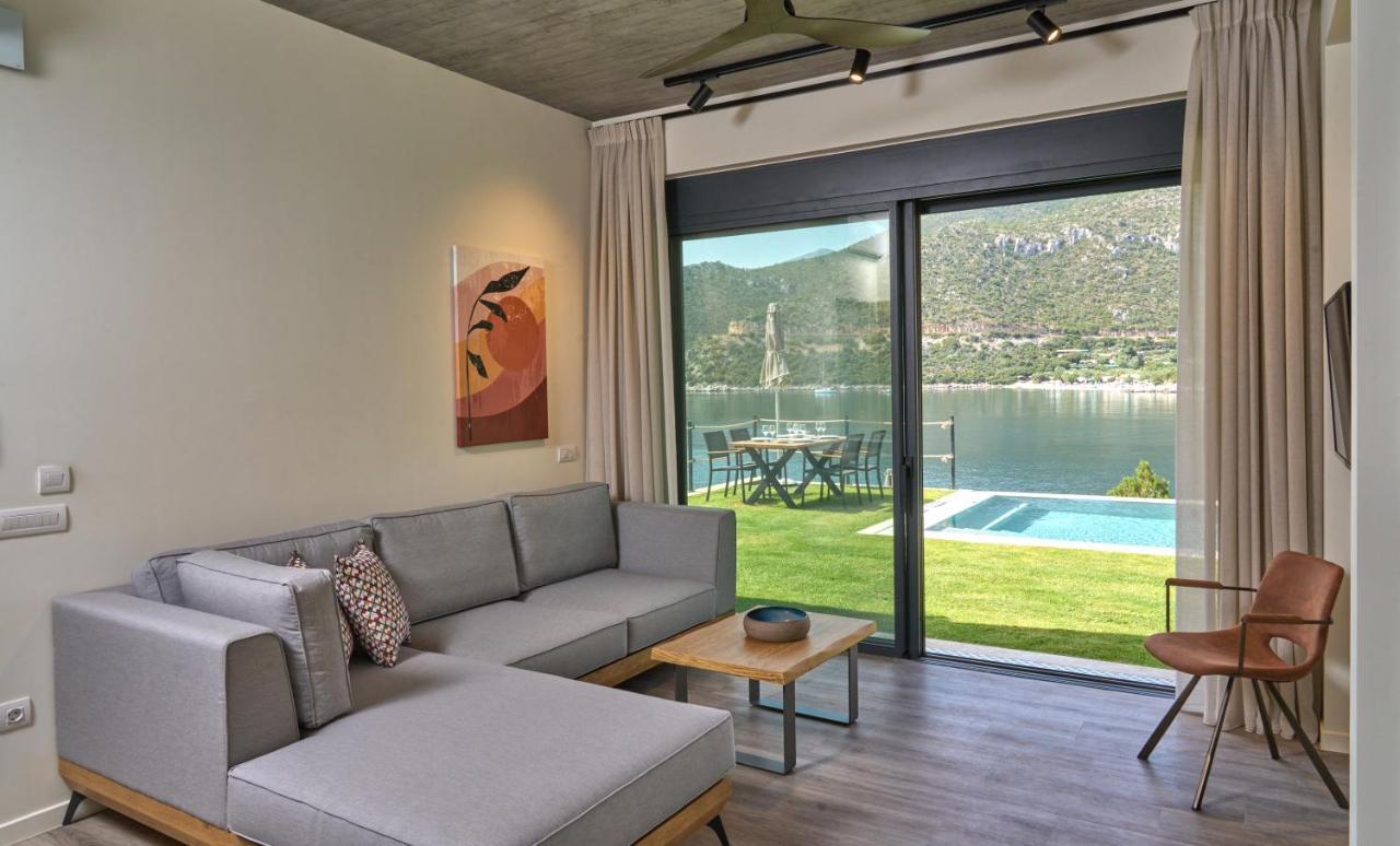 Into The Blue Suites Arkadiko Chorio Екстер'єр фото