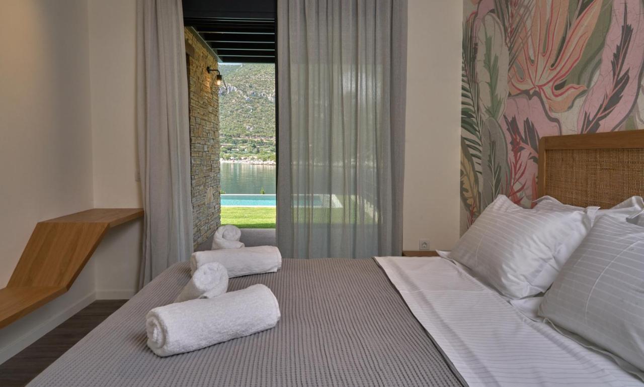 Into The Blue Suites Arkadiko Chorio Екстер'єр фото