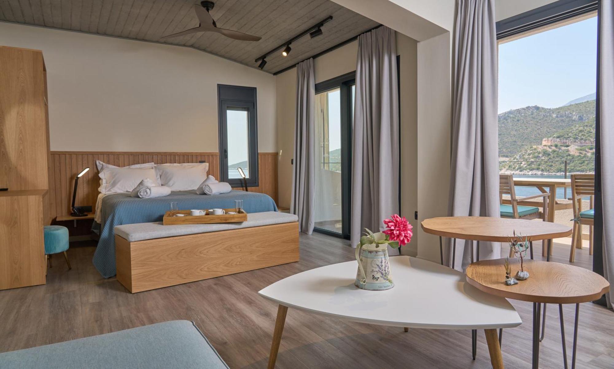 Into The Blue Suites Arkadiko Chorio Екстер'єр фото